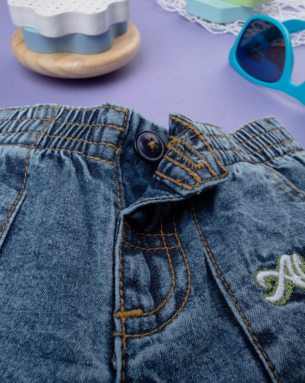 Badge Embroidery Denim Shorts