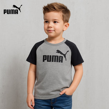 Black and grey t-shirt