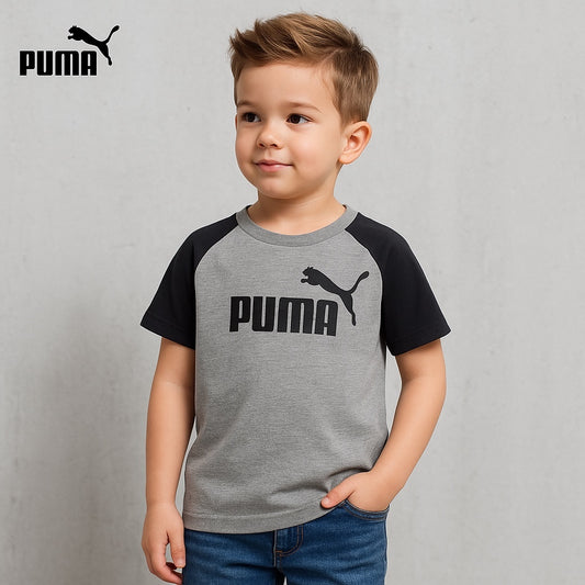 Black and grey t-shirt