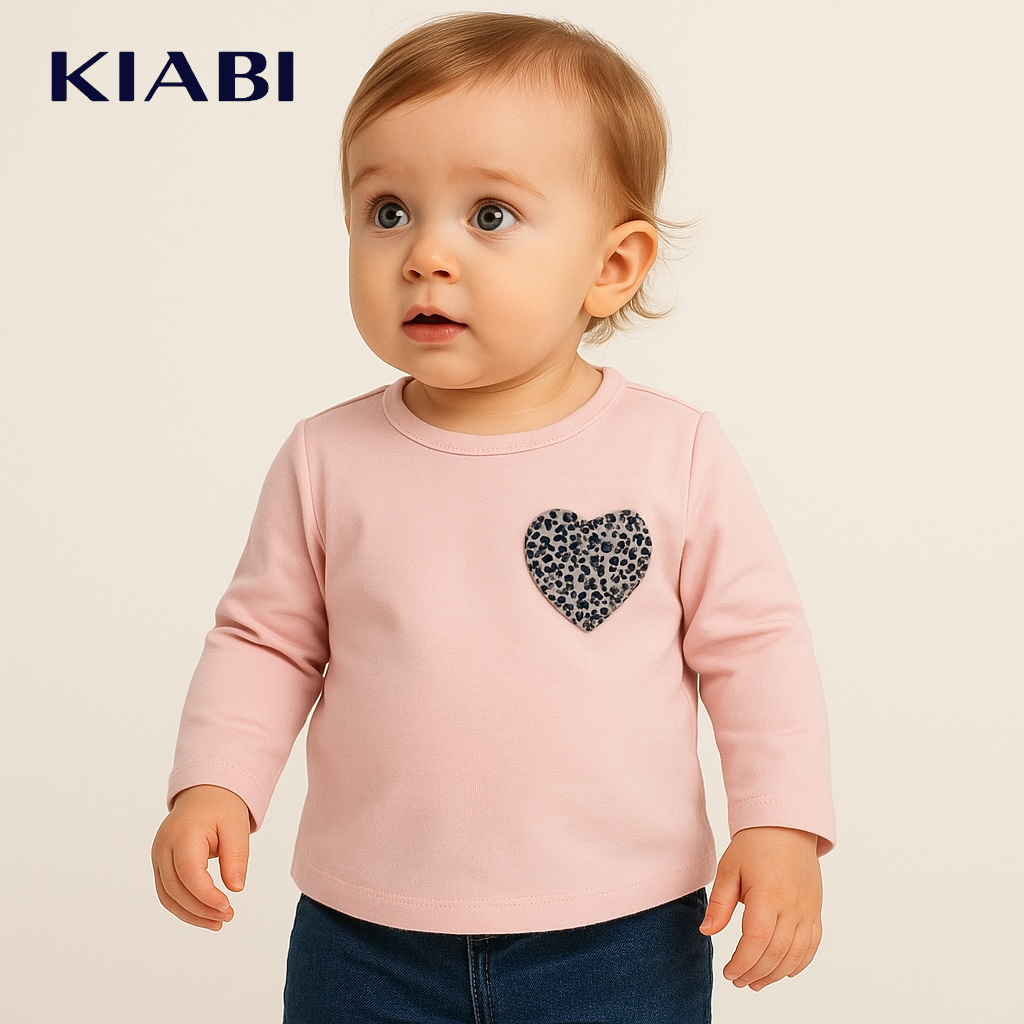 HEART POCKET APPLIQUE T-SHIRT