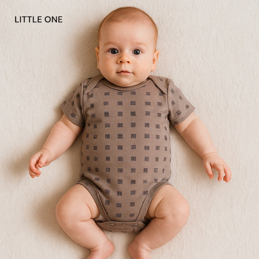 ALL OVER PATTERN SHORT SLEEVE BODYSUIT
