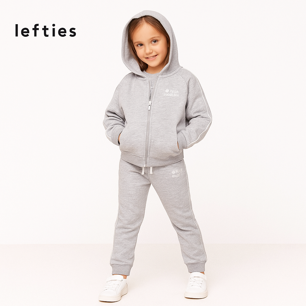 KEEP DREAMIN’ TRACKSUIT