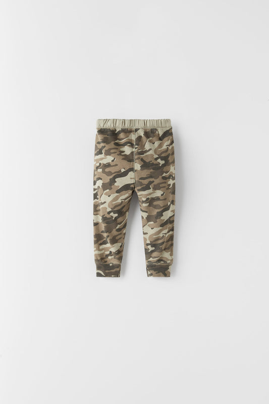 kangaroo pocket camouflage trouser