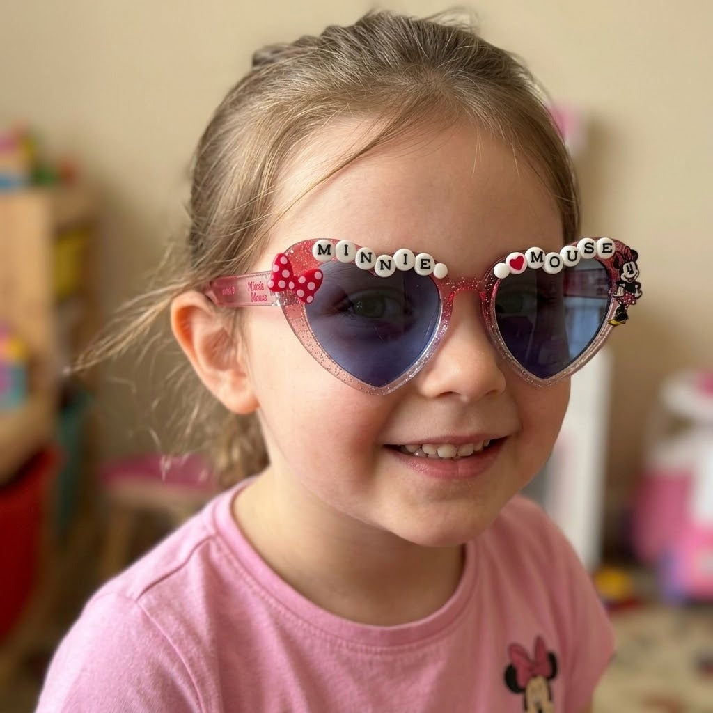 MINNIE HEART SHAPE SUN GLASSES