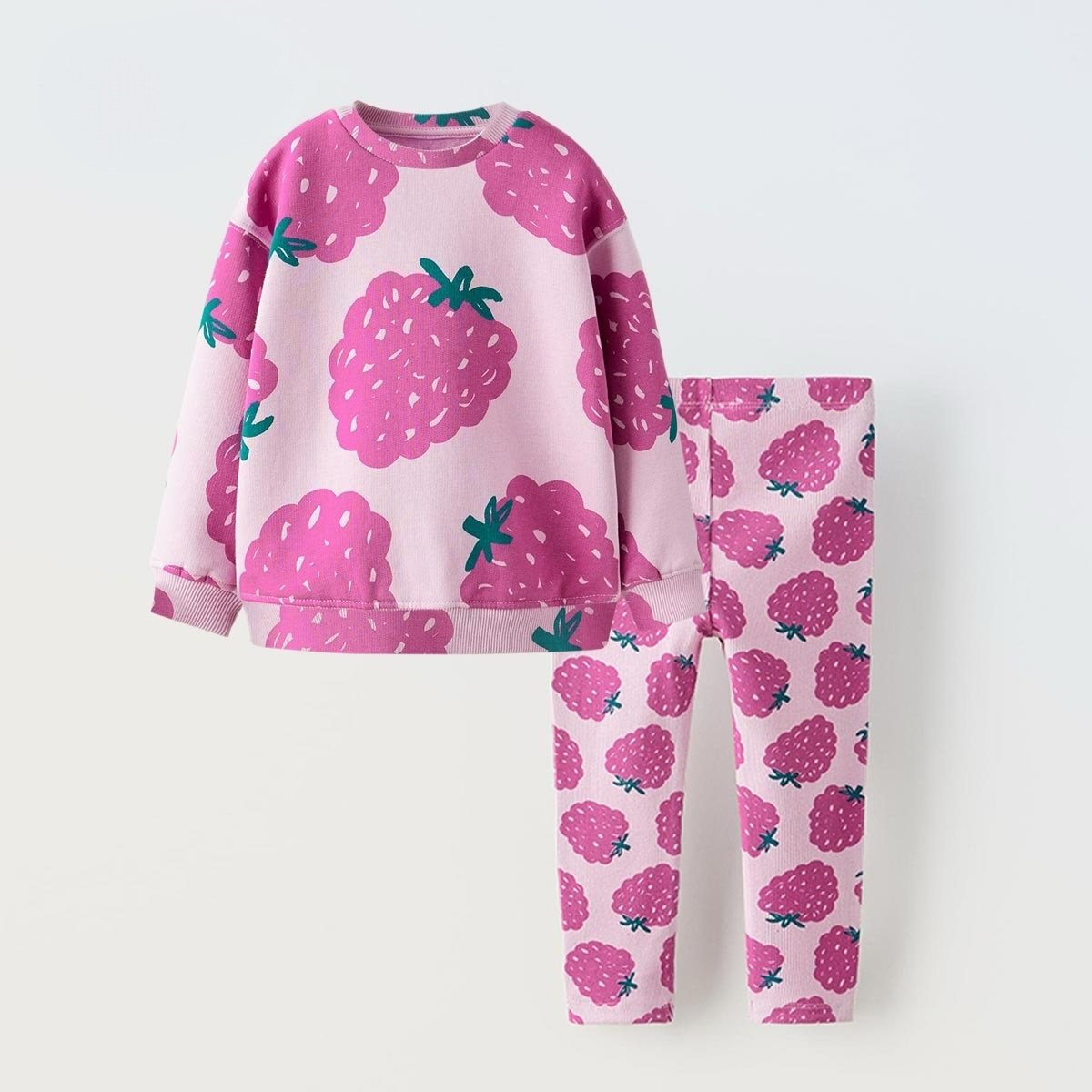 STRAWBERRY TRACKSUIT
