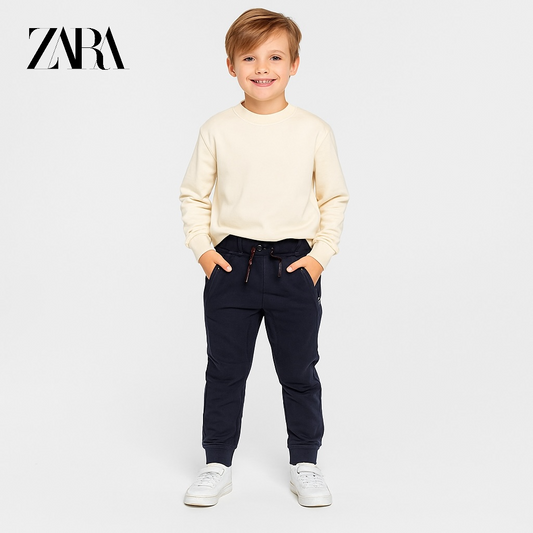 ZIPPER STYLE BLACK TROUSER