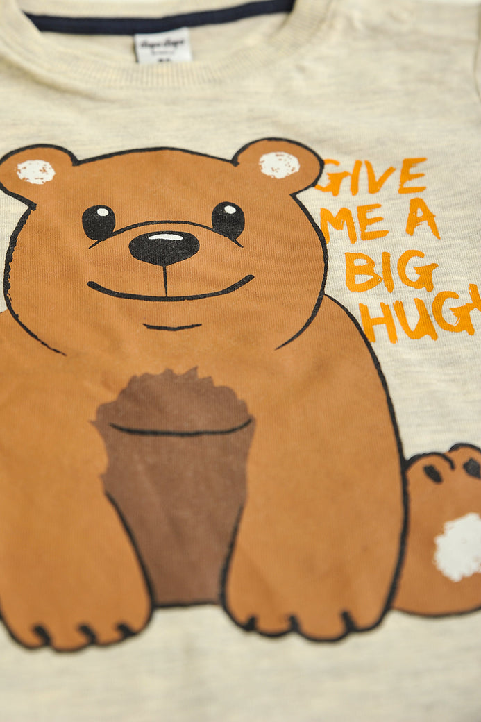 GIVE ME A BIG HUG! T-SHIRT