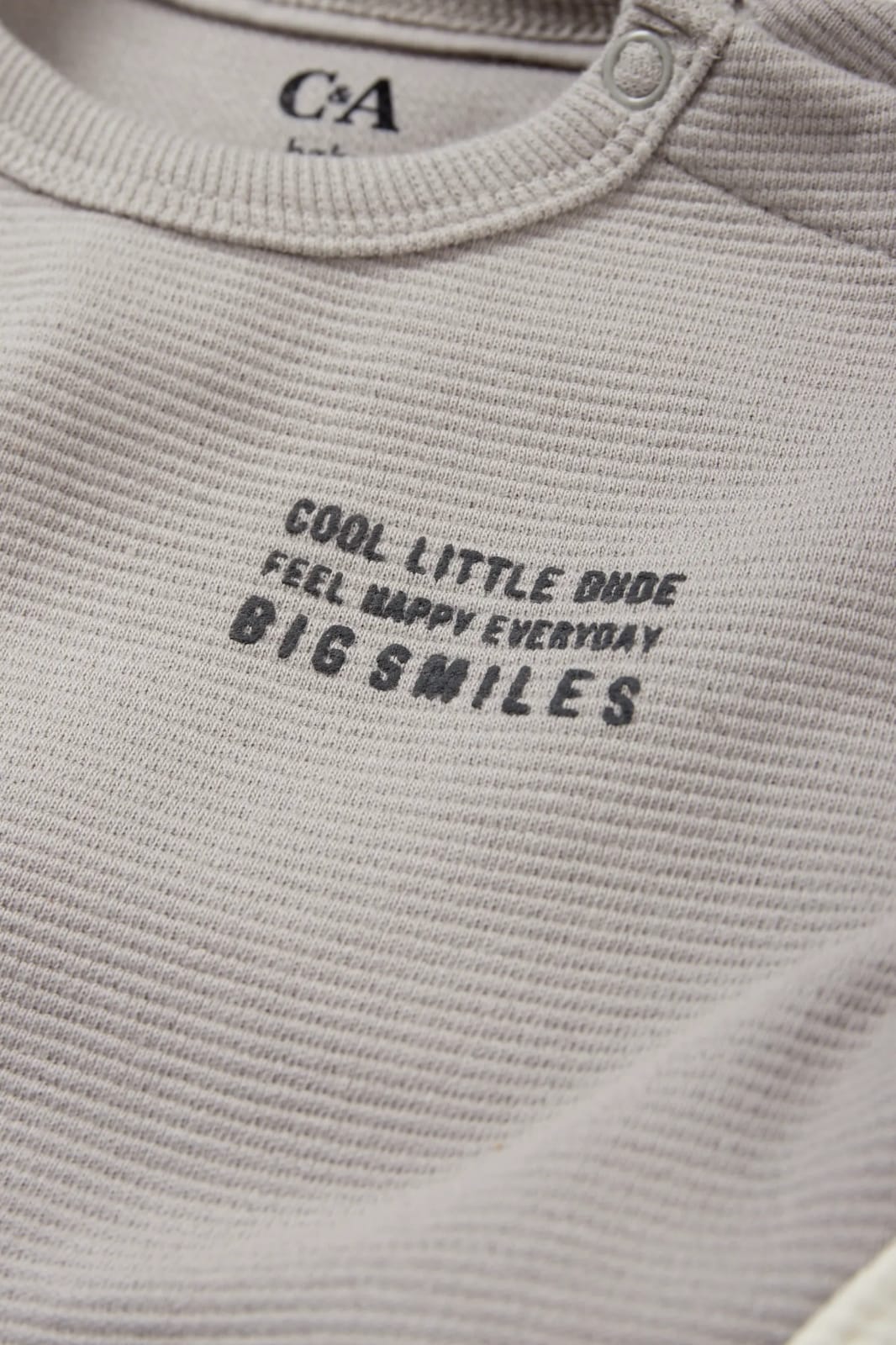 BIG SMILES SWEATSHIRT