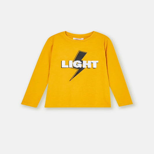 Light t-shirt